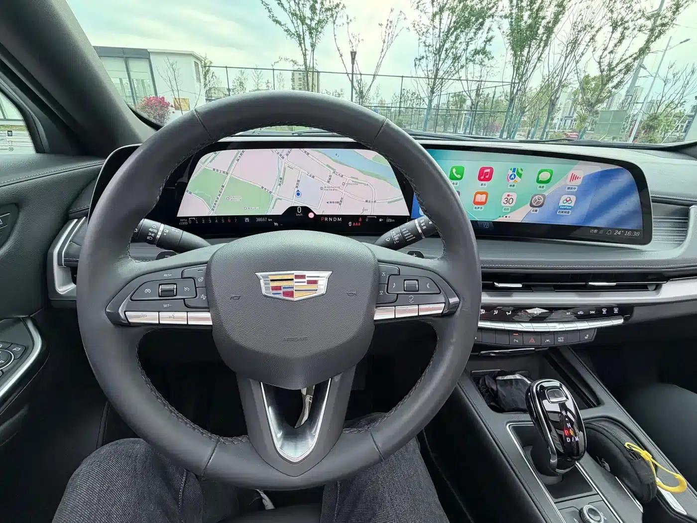 2024 Cadillac XT4 Facelift 28T Two-Wheel Drive Luxury — миниатюра 13