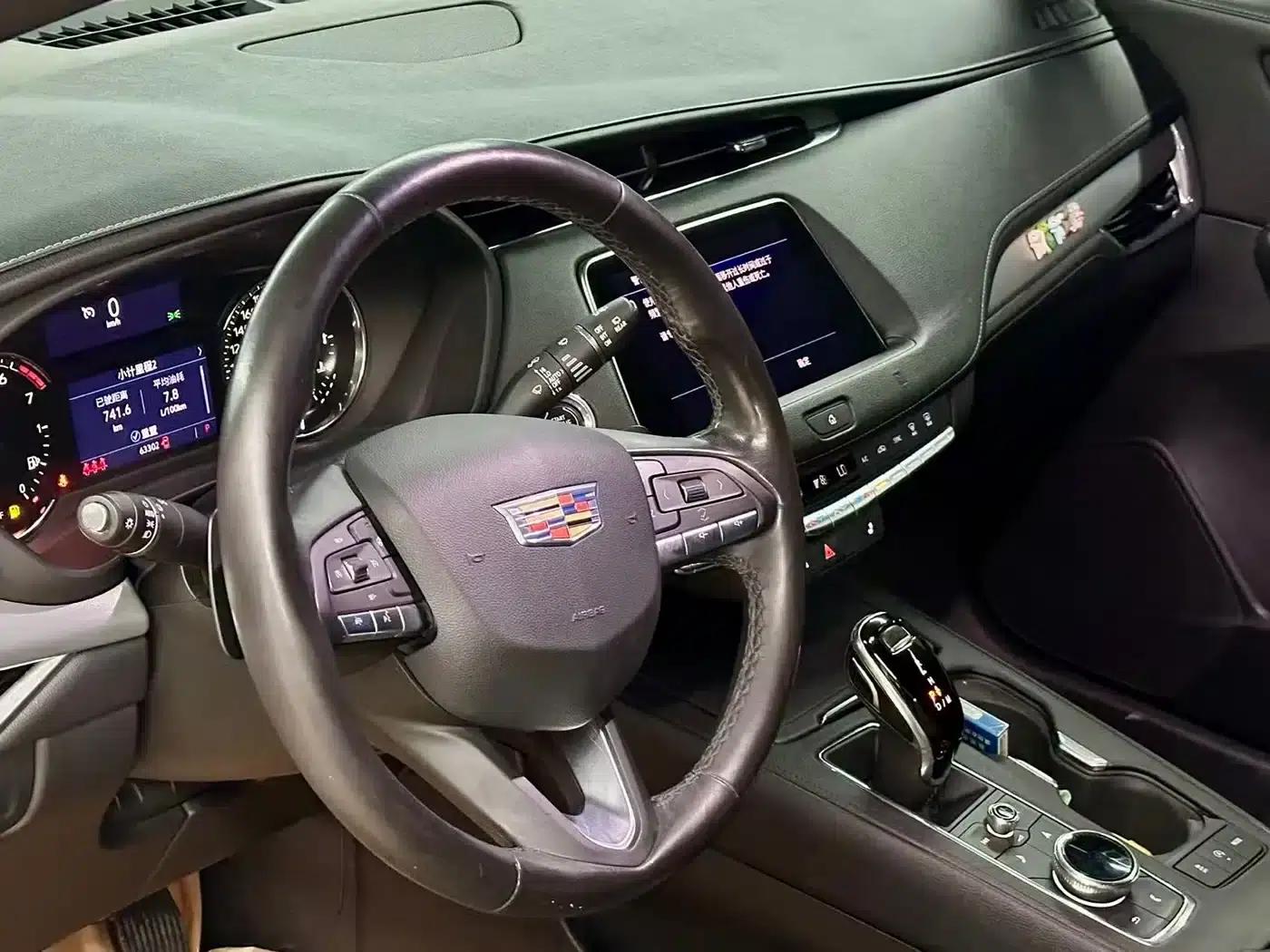 Cadillac XT4 2020 28T Two-Wheel Drive Premium Edition — миниатюра 6