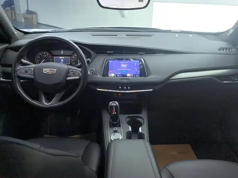 Cadillac XT4 2021 28T Two-Wheel Drive Premium Edition — миниатюра 12