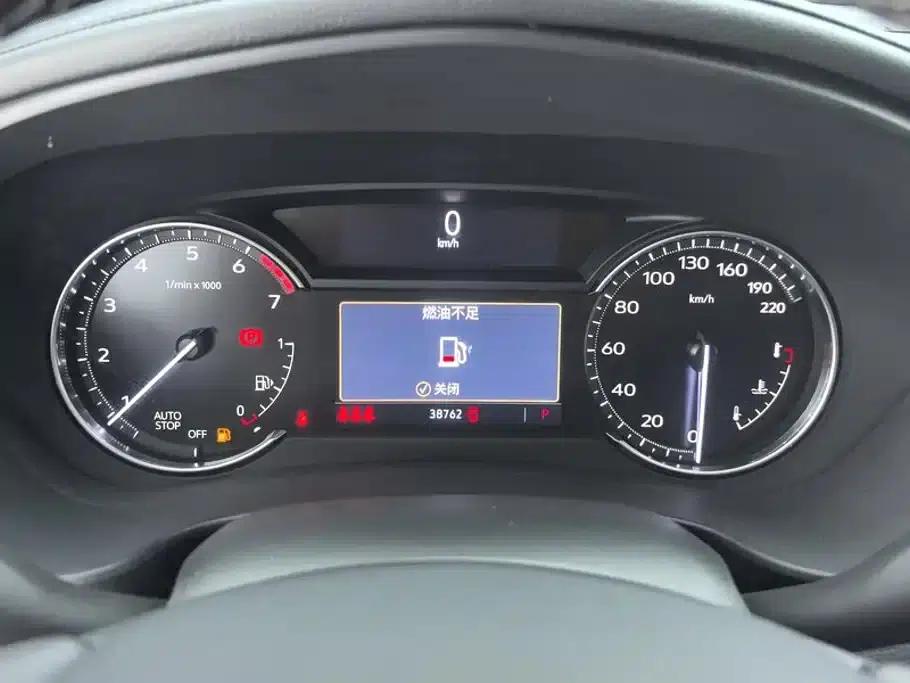 Cadillac XT4 2021 28T Two-Wheel Drive Premium Edition — миниатюра 14
