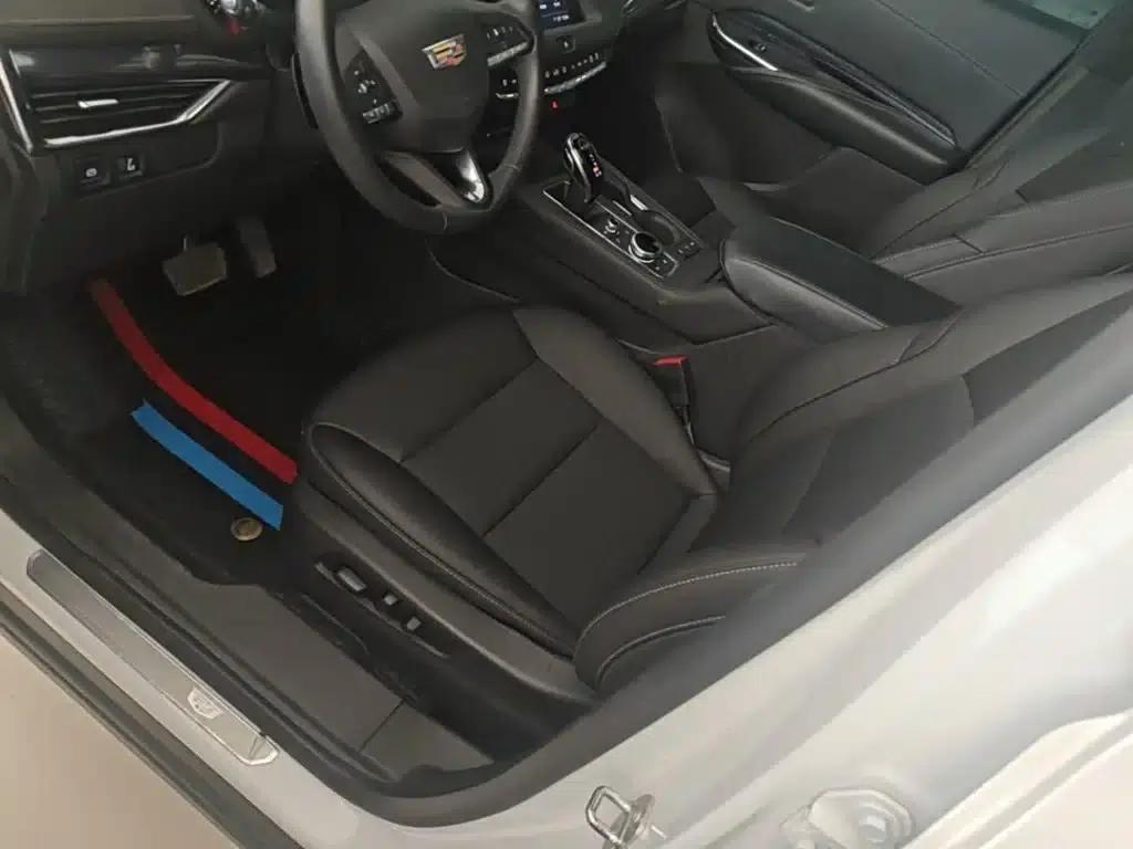 Cadillac XT4 2022 28T 2WD Fashion Edition — миниатюра 15