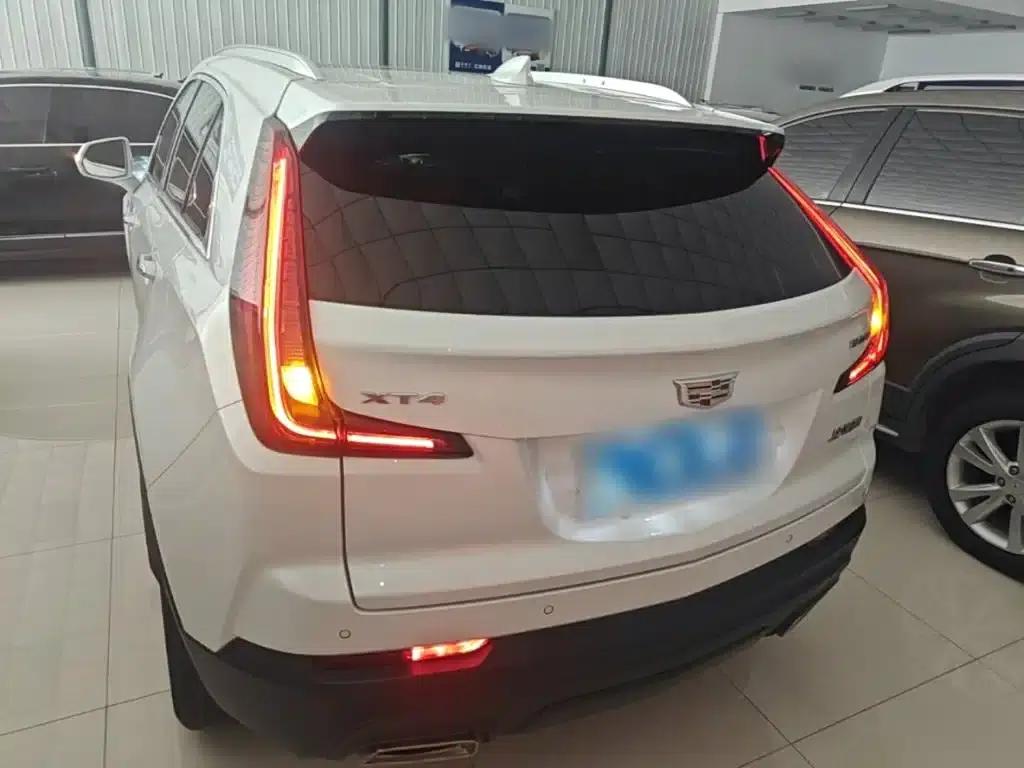 Cadillac XT4 2022 28T 2WD Fashion Edition — миниатюра 6