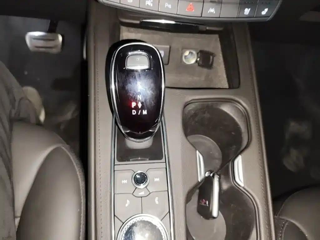 Cadillac XT4 2022 28T AWD Platinum — миниатюра 14
