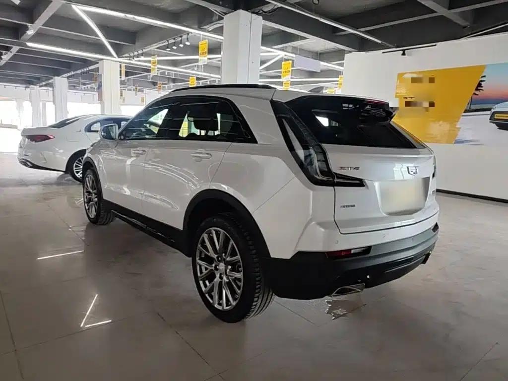 Cadillac XT4 2022 28T AWD Platinum — миниатюра 5
