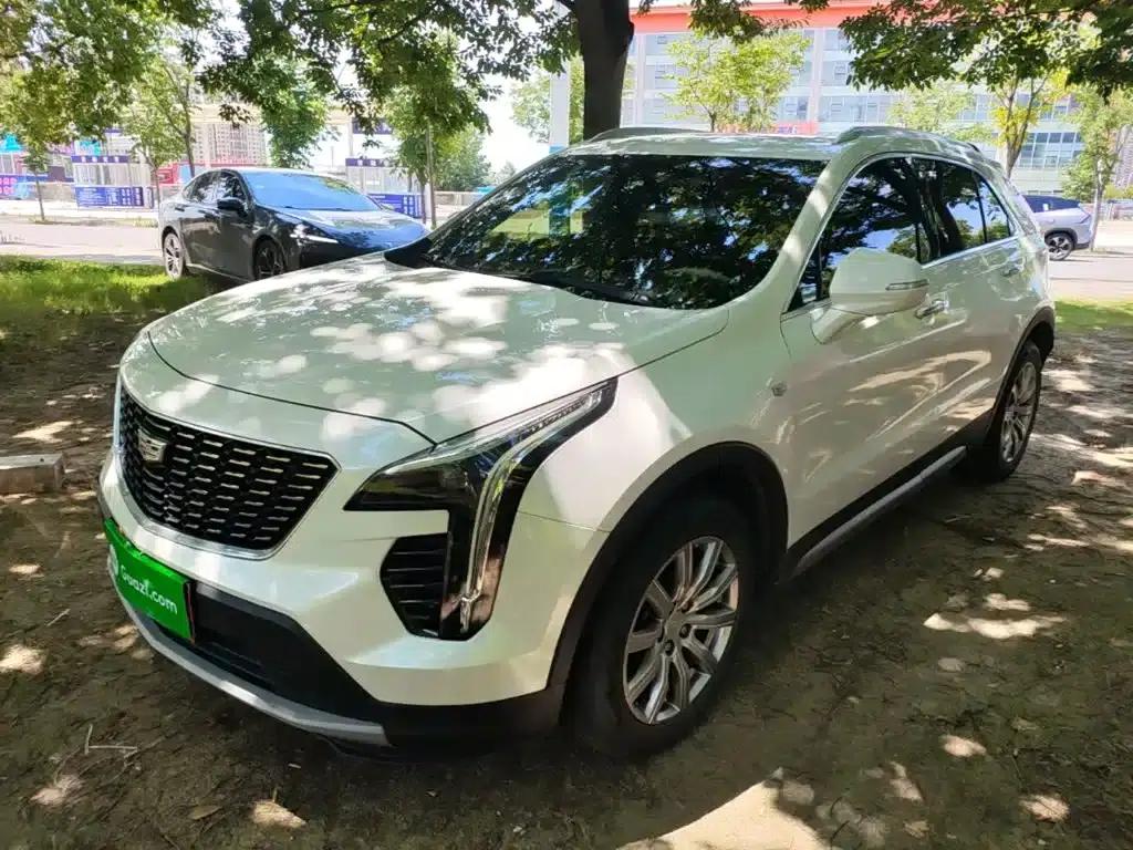 2018 Cadillac XT4 28T Two-Wheel Drive Premium Edition — миниатюра 2