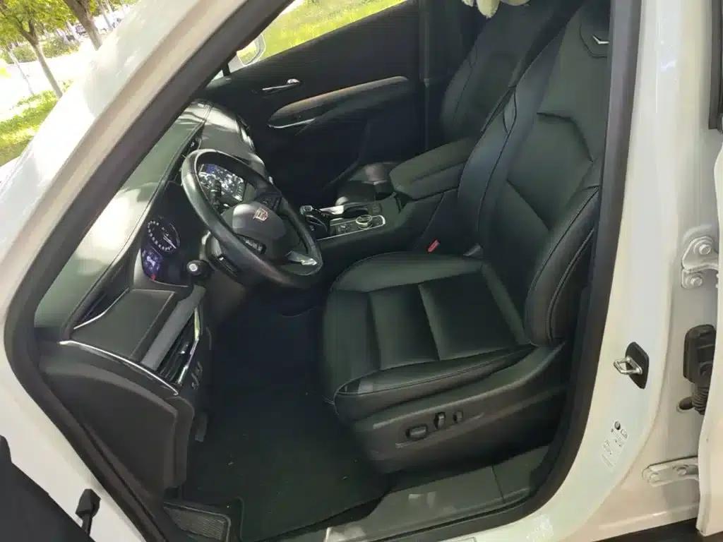 2018 Cadillac XT4 28T Two-Wheel Drive Premium Edition — миниатюра 15