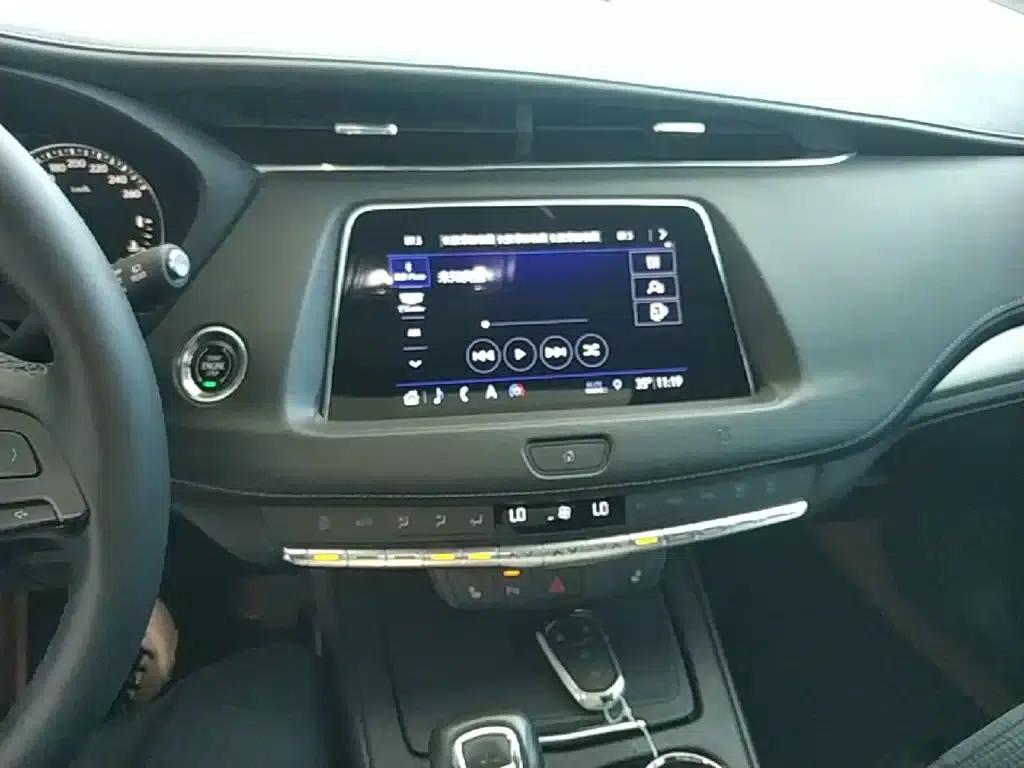 2018 Cadillac XT4 28T Two-Wheel Drive Premium Edition — миниатюра 13