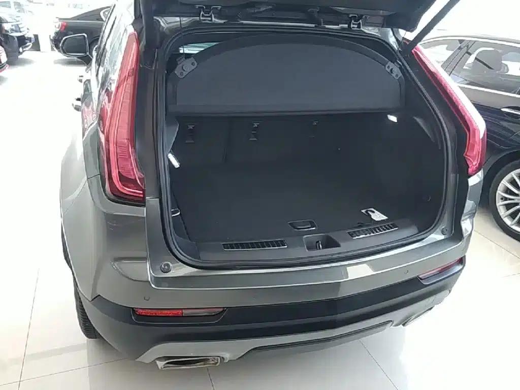2018 Cadillac XT4 28T Two-Wheel Drive Premium Edition — миниатюра 19