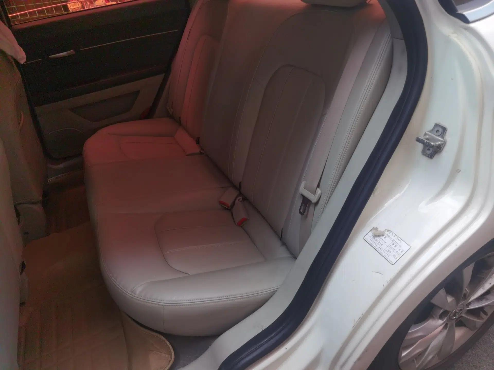 BAIC Senova D50 2014 1.5L manual comfort version — миниатюра 17