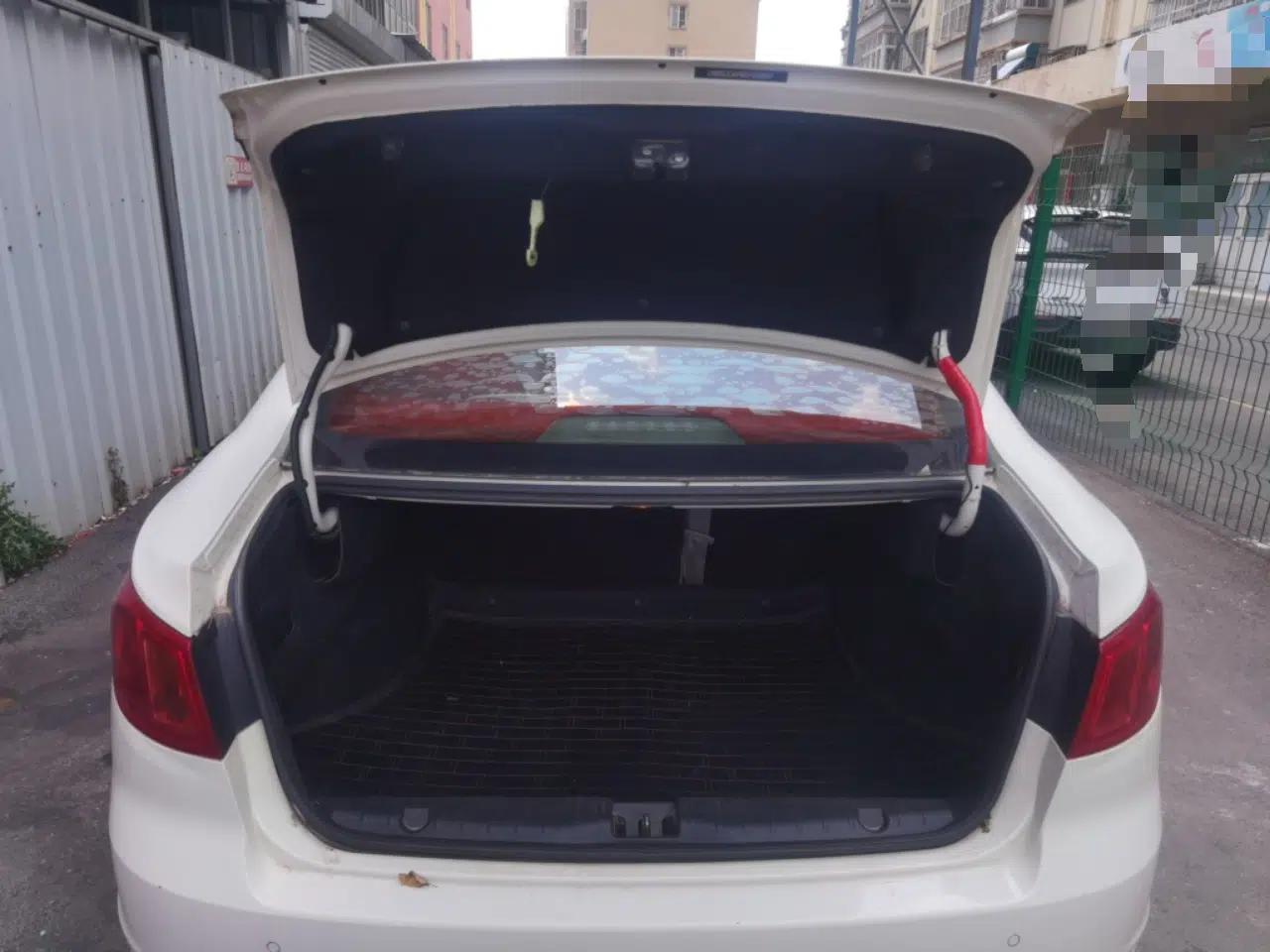 BAIC Senova D50 2014 1.5L manual comfort version — миниатюра 19