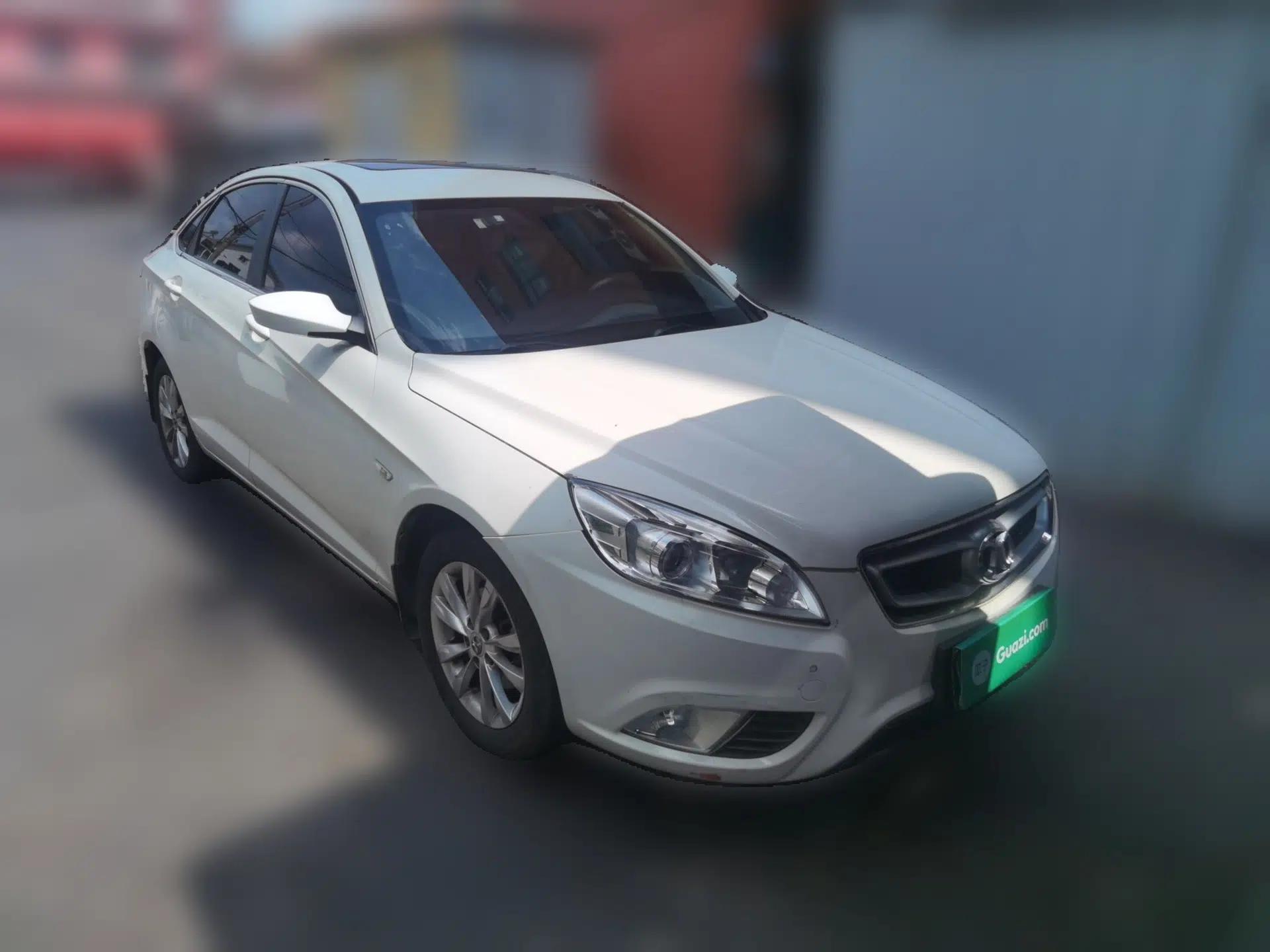 BAIC Senova D50 2014 1.5L manual comfort version — миниатюра 3
