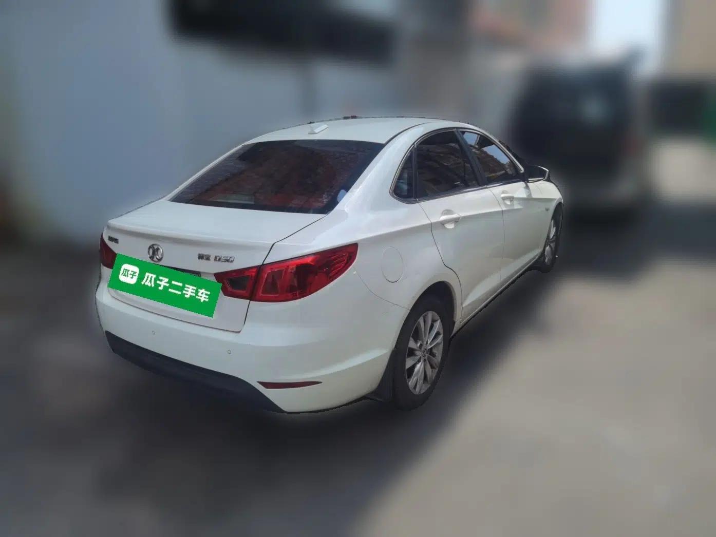 BAIC Senova D50 2014 1.5L manual comfort version — миниатюра 6