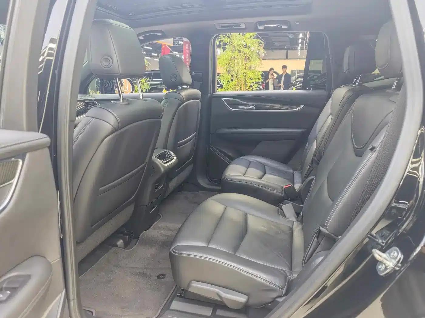Cadillac XT6 2020 28T 7-Seat AWD Fashion Edition — миниатюра 6