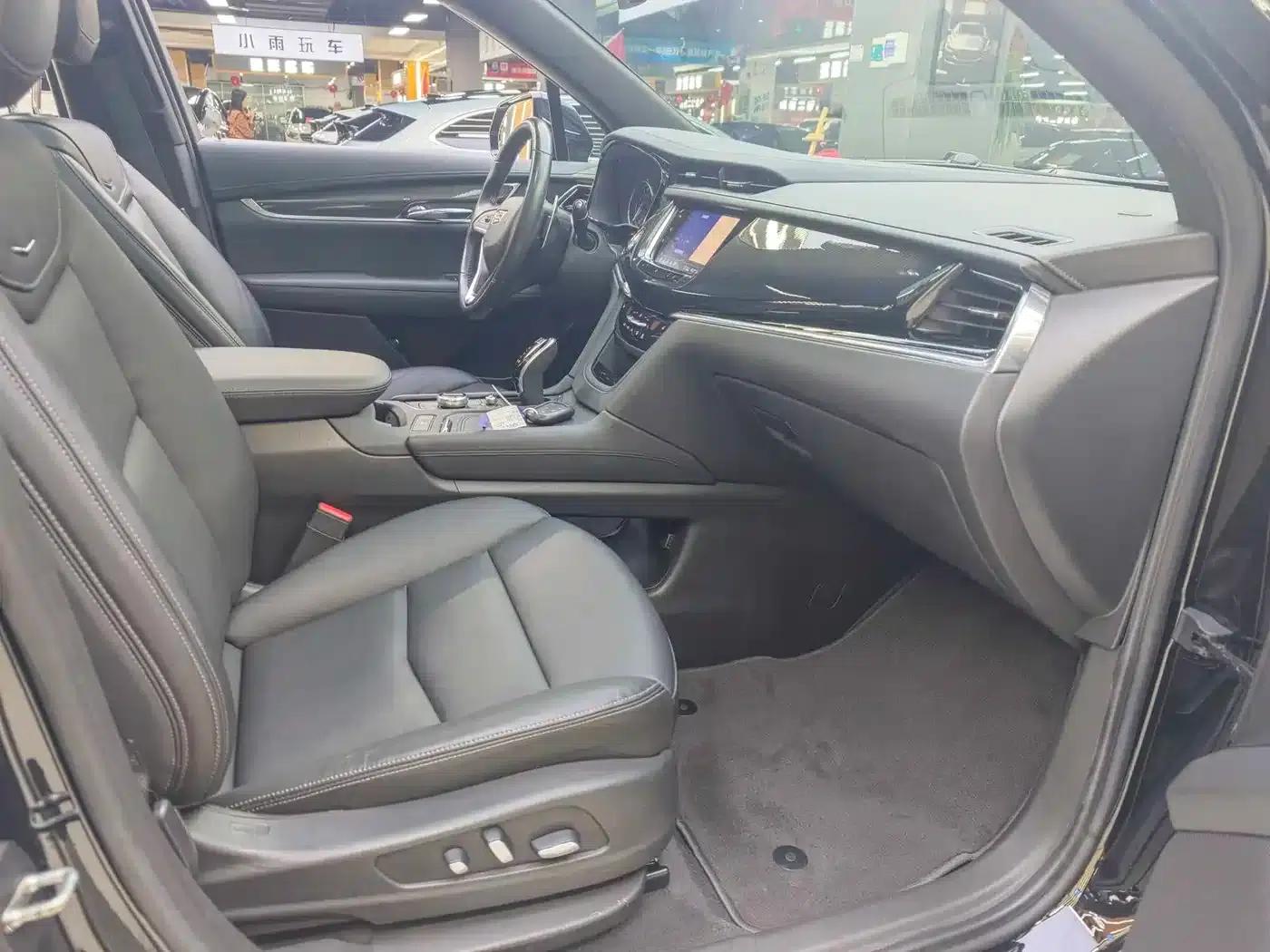 Cadillac XT6 2020 28T 7-Seat AWD Fashion Edition — миниатюра 7