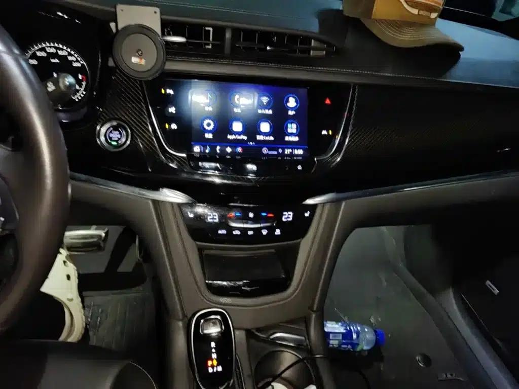 Cadillac XT6 2020 28T Six-Seat Luxury Sport Ultimate Safety Edition — миниатюра 14