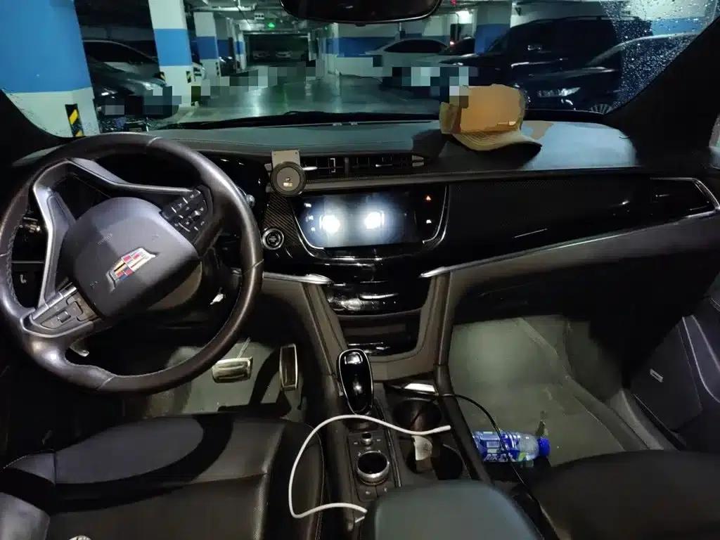 Cadillac XT6 2020 28T Six-Seat Luxury Sport Ultimate Safety Edition — миниатюра 10