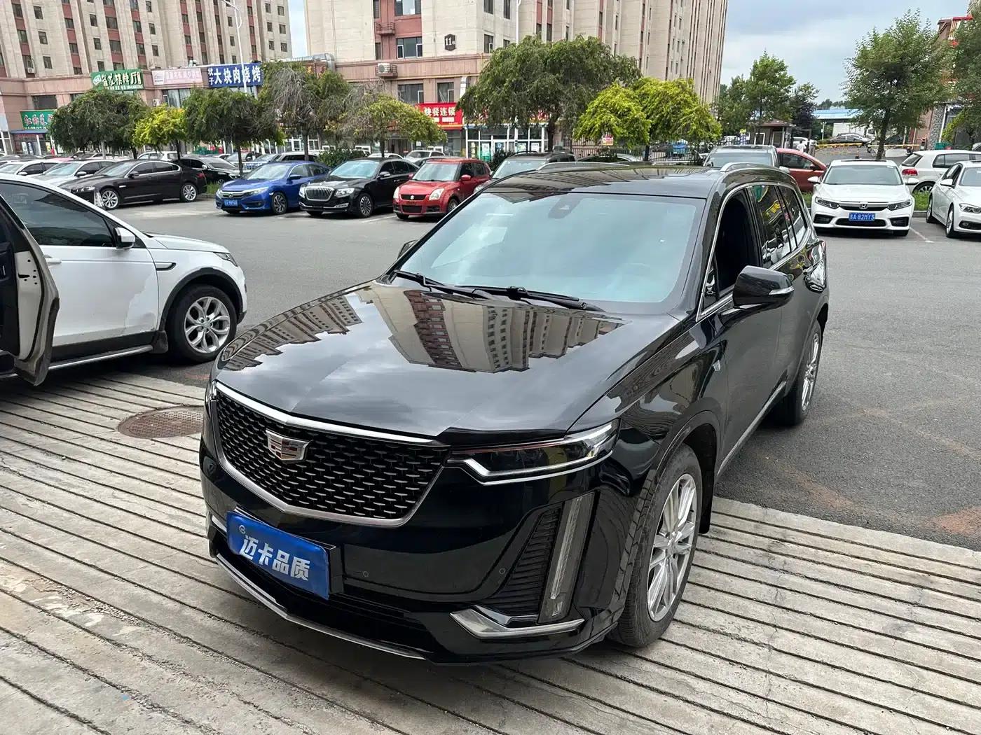Cadillac XT6 2022 2.0T Six-Seat AWD Luxury — миниатюра 1
