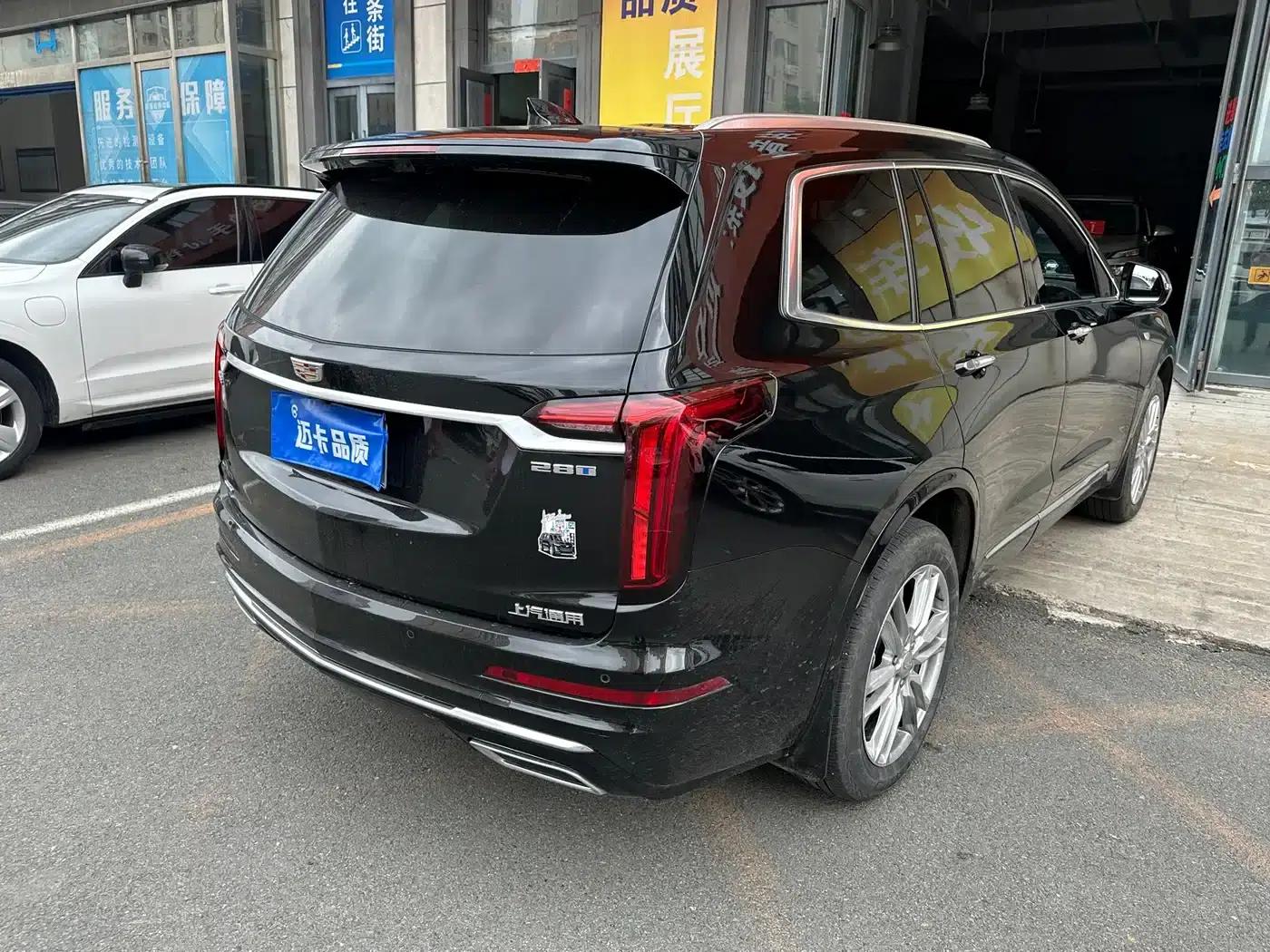 Cadillac XT6 2022 2.0T Six-Seat AWD Luxury — миниатюра 7