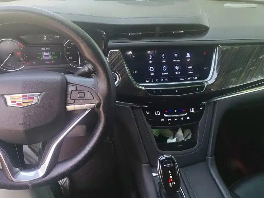 Cadillac XT6 2021 28T Six-Seat AWD Fashion Edition — миниатюра 12
