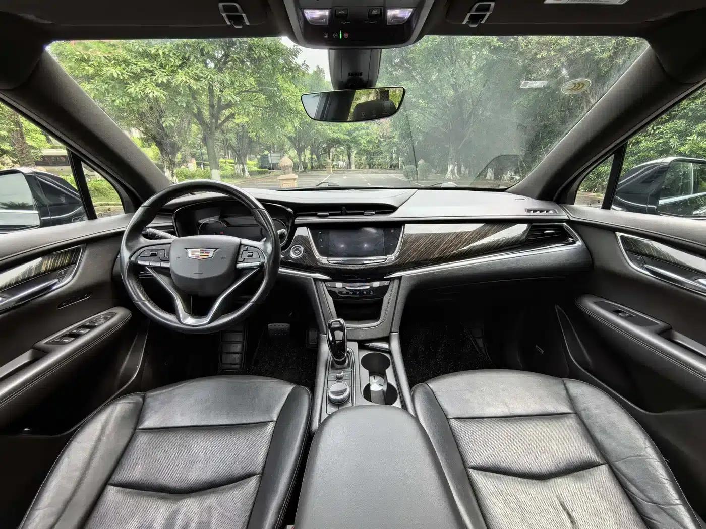2020 Cadillac XT6 28T Six-Seat Luxury — миниатюра 4