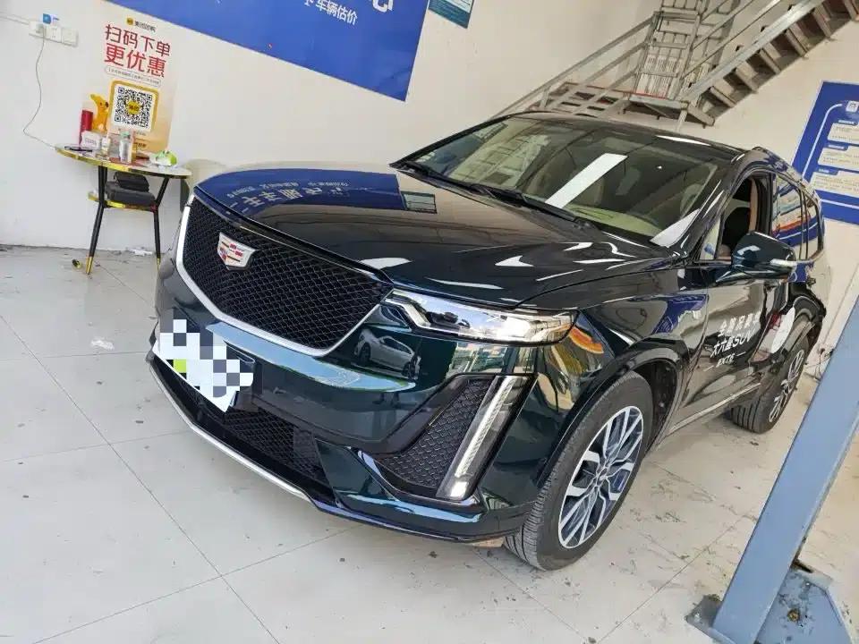 Cadillac XT6 2025 2.0T Six-Seat AWD Platinum Executive Black Label Edition — миниатюра 1