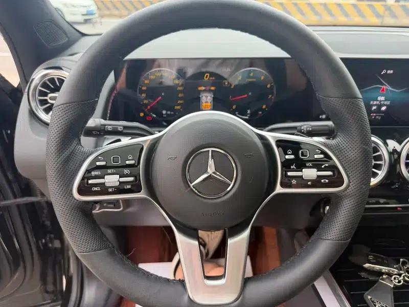2020 Mercedes-Benz GLB 200 Dynamic — миниатюра 15