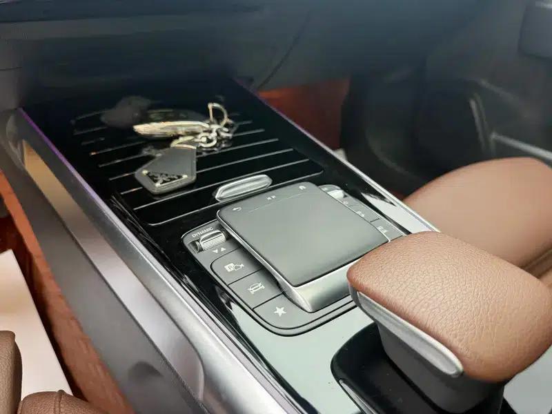 2020 Mercedes-Benz GLB 200 Dynamic — миниатюра 16
