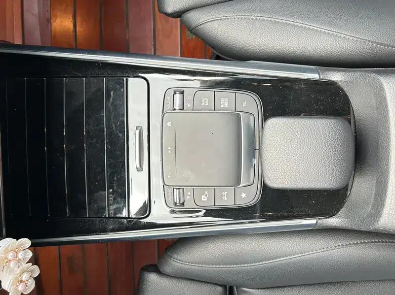 Mercedes-Benz GLB 2019 GLB 200 First Edition — миниатюра 12
