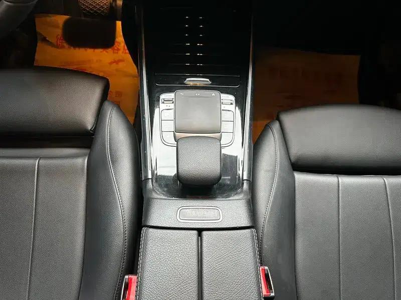 2019 Mercedes-Benz GLB 200 Fashion Edition — миниатюра 17