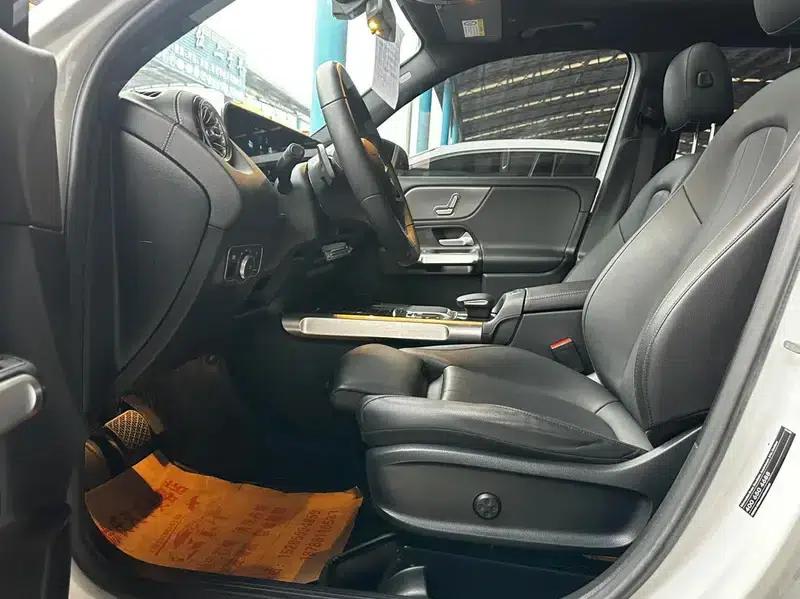2019 Mercedes-Benz GLB 200 Fashion Edition — миниатюра 21