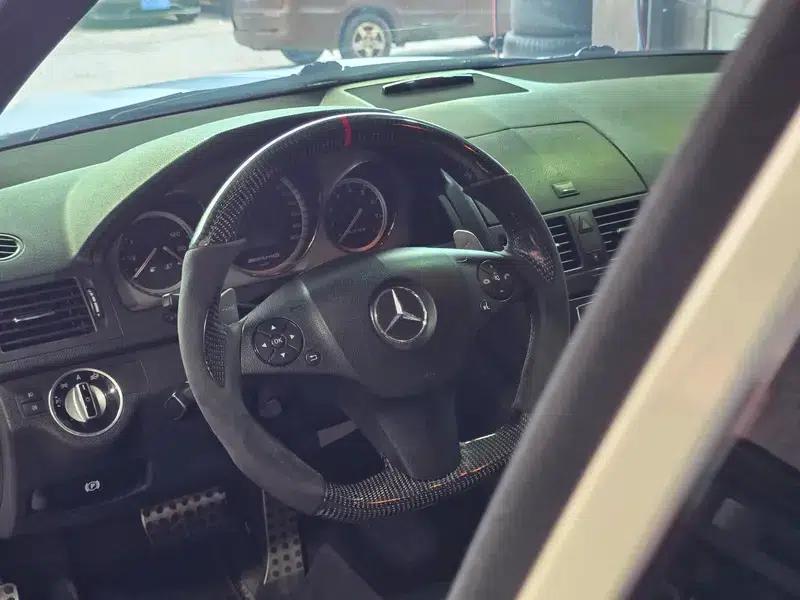2010 Mercedes-Benz C-Class AMG C 63 Dynamic Enhanced Edition — миниатюра 11