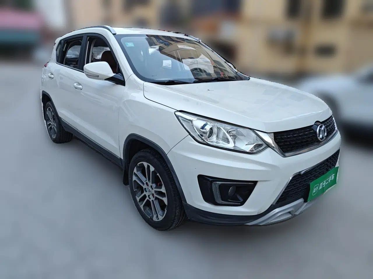BAIC Senova X35 2016 1.5L Manual Luxury Edition — миниатюра 3