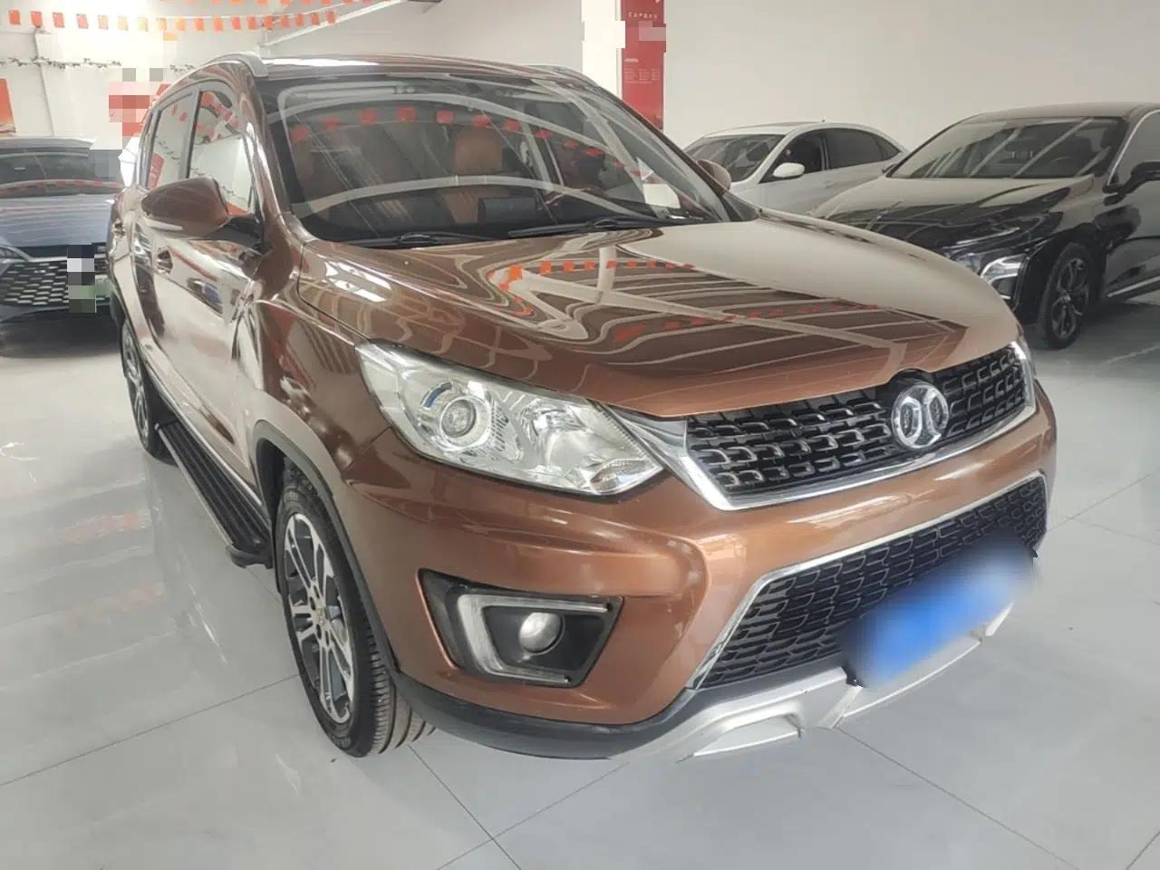 BAIC Senova X35 2016 1.5L Automatic Luxury Edition — миниатюра 3