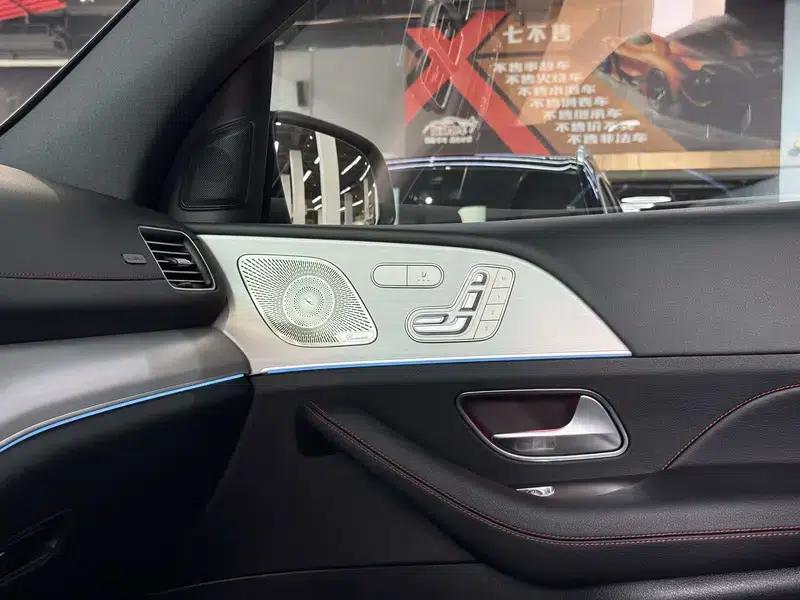 2025 Mercedes-Benz GLE AMG Facelift AMG GLE 53 4MATIC+ — миниатюра 18