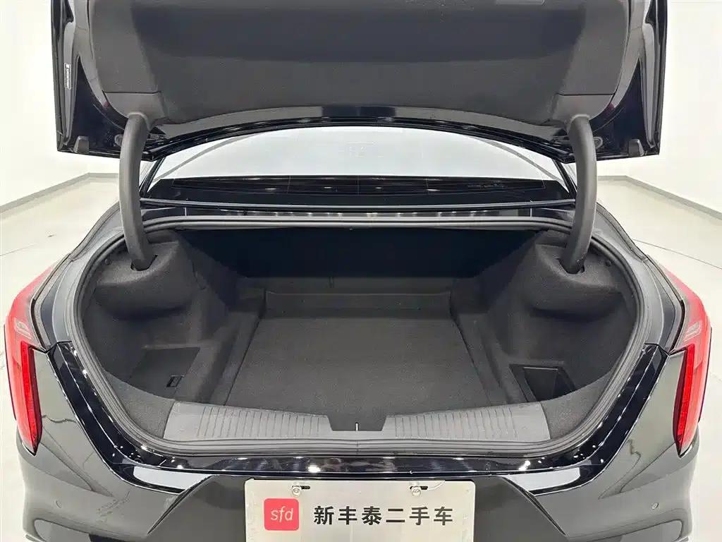 2022 Cadillac CT4 28T Luxury — миниатюра 29