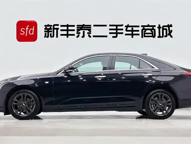 2022 Cadillac CT4 28T Luxury — миниатюра 4