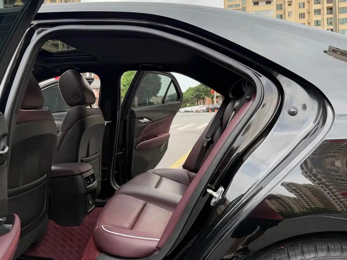 2021 Cadillac CT4 28T Premium — миниатюра 25