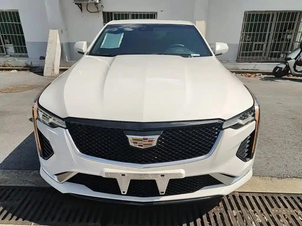 2022 Cadillac CT4 28T Luxury Edition — миниатюра 3