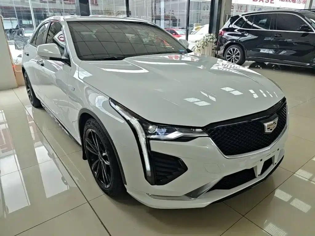2022 Cadillac CT4 28T Luxury Edition — миниатюра 4