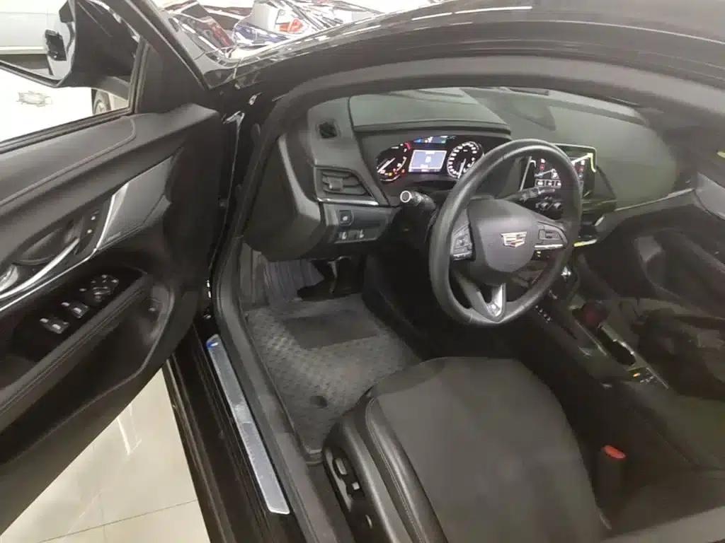 2023 Cadillac CT4 25T Luxury — миниатюра 16