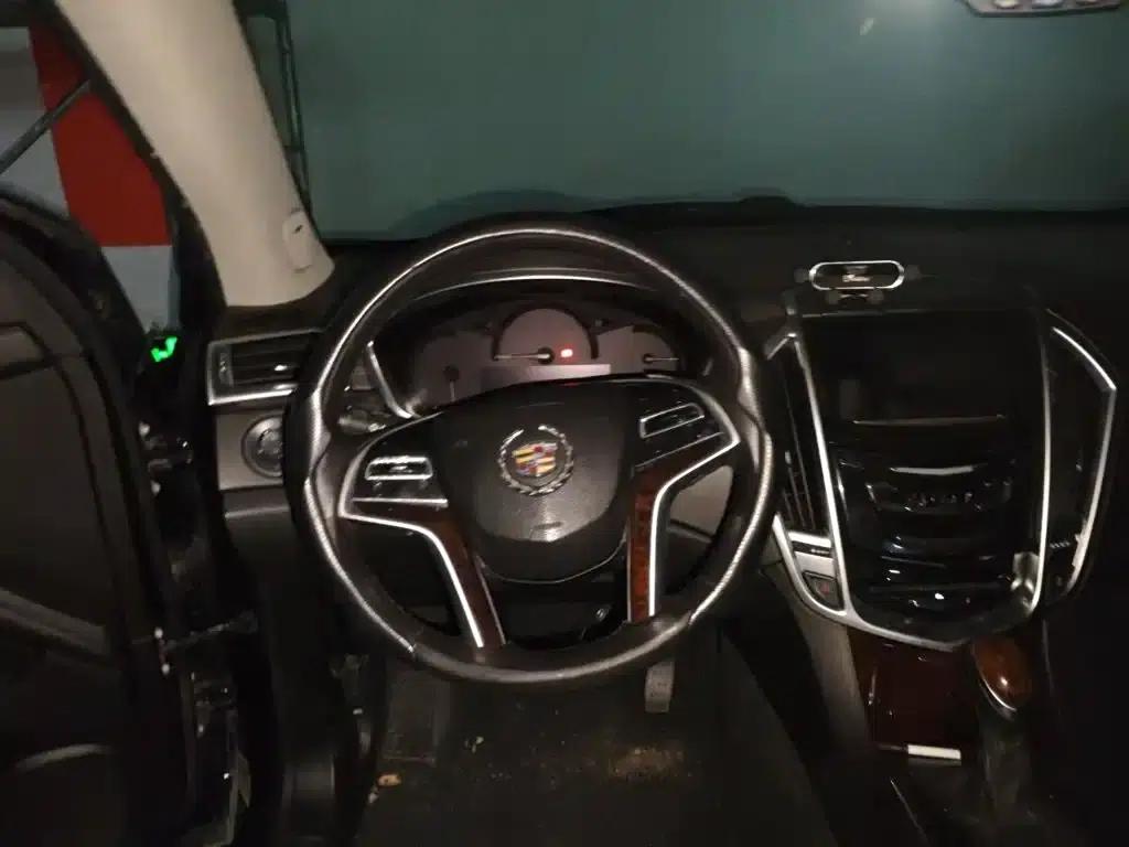 2015 Cadillac SRX 3.0L Elite — миниатюра 11