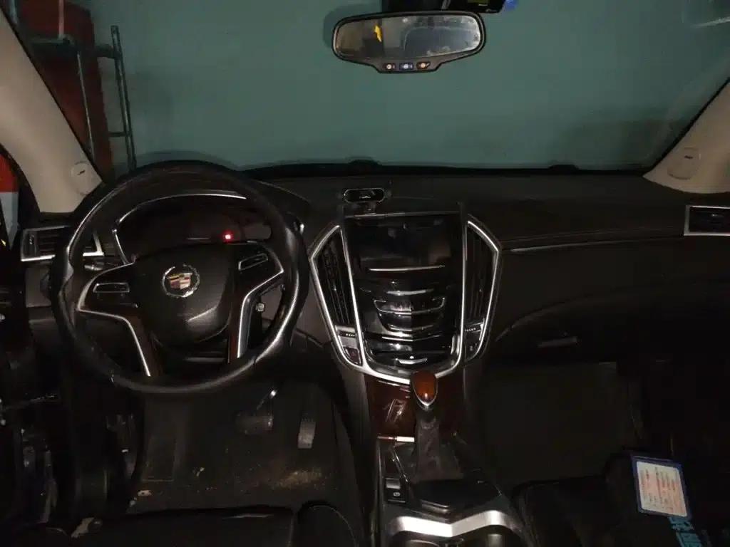 2015 Cadillac SRX 3.0L Elite — миниатюра 10