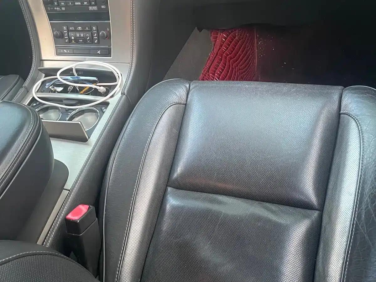 2013 Cadillac Escalade 6.2L ESV Platinum Edition Extended Wheelbase — миниатюра 13