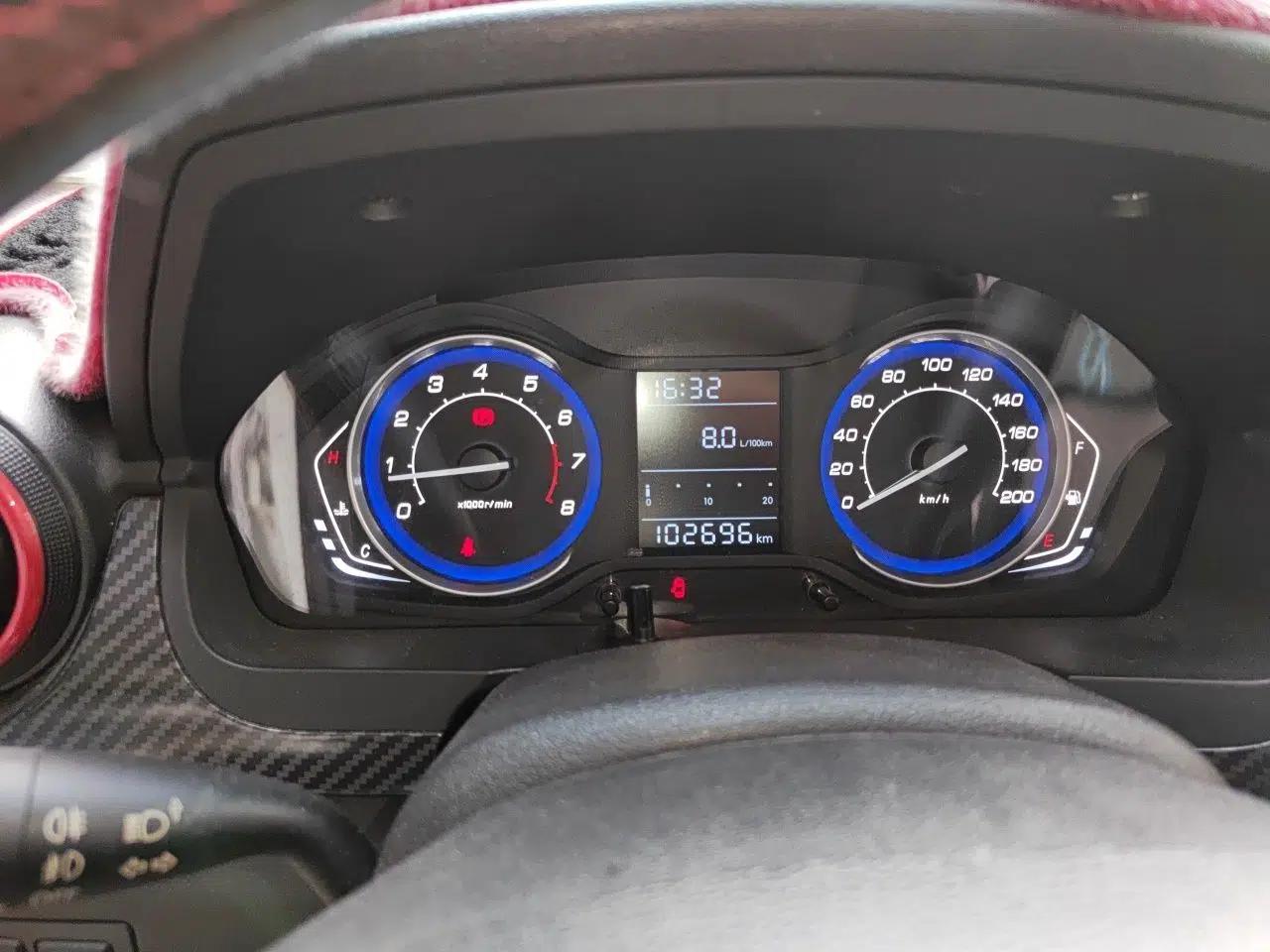BAIC Senova X25 2015 1.5L manual Comfort trim level — миниатюра 11