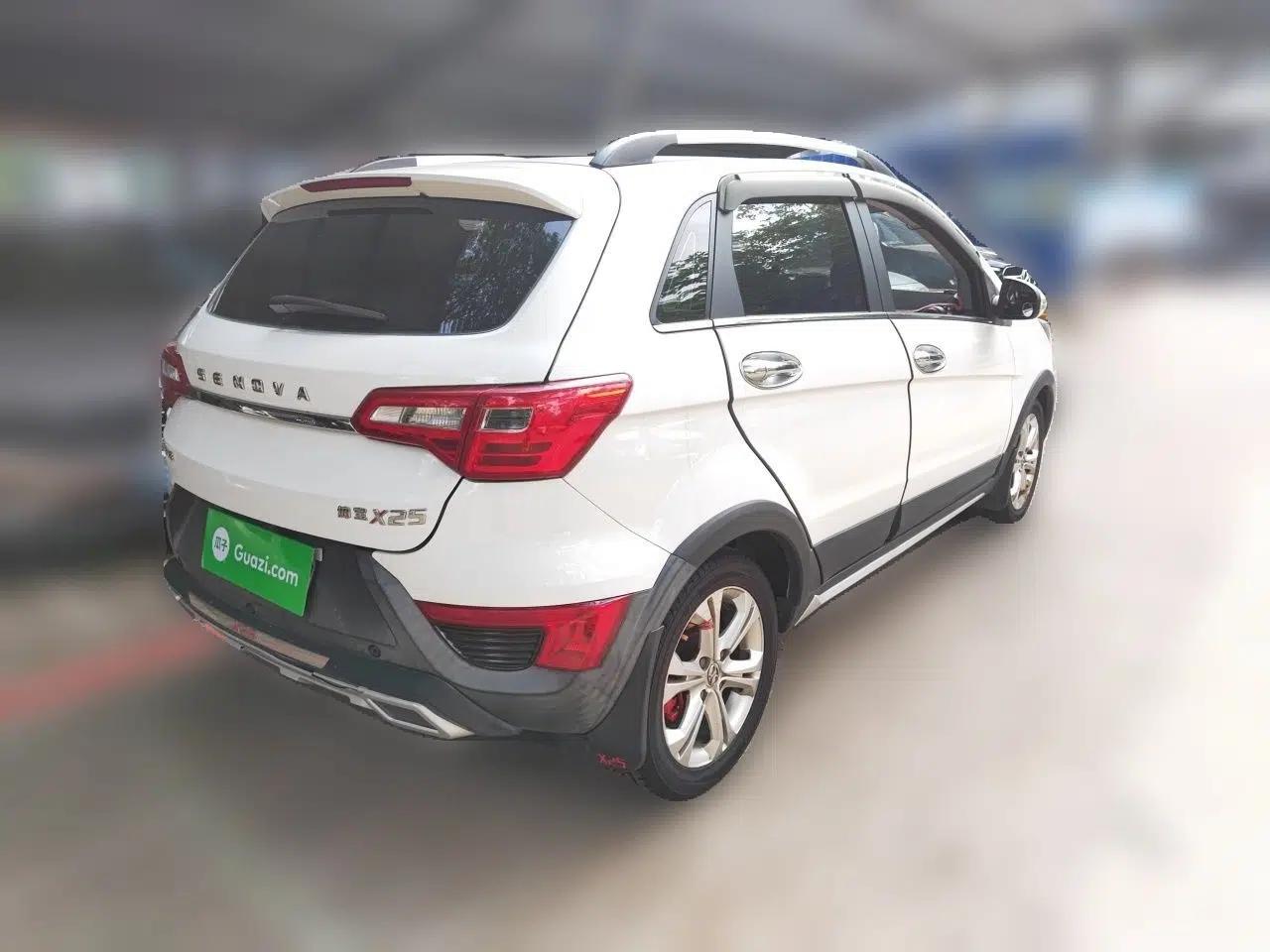 BAIC Senova X25 2015 1.5L manual Comfort trim level — миниатюра 6