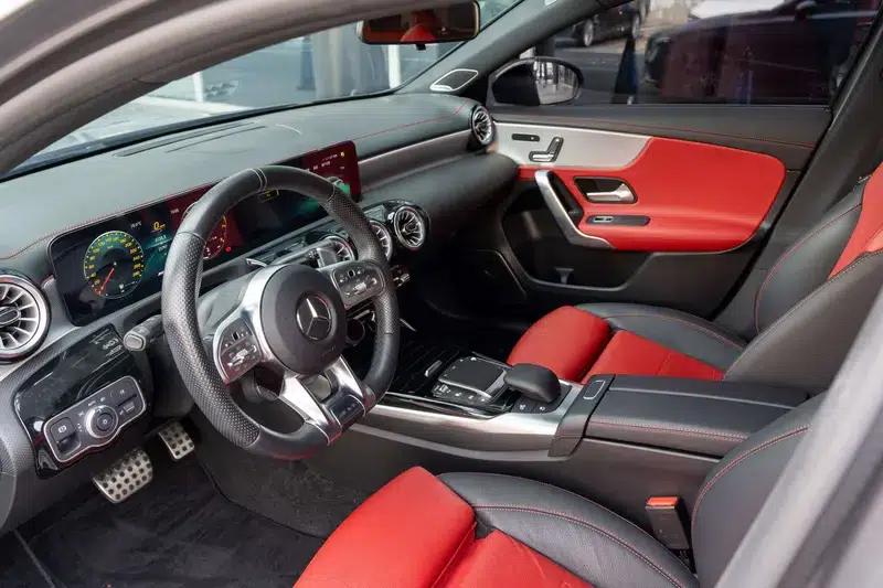 2022 Mercedes-Benz A-Class AMG A 35 L 4MATIC — миниатюра 16