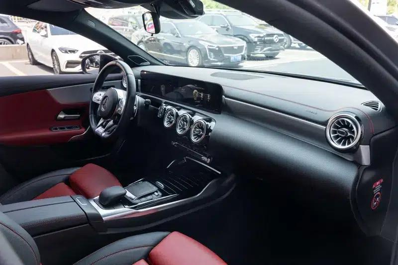 2022 Mercedes-Benz A-Class AMG A 35 L 4MATIC — миниатюра 18