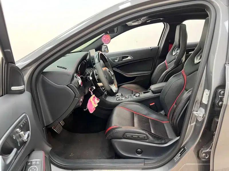 2016 Mercedes-Benz A-Class AMG (Imported) AMG A 45 4MATIC — миниатюра 27