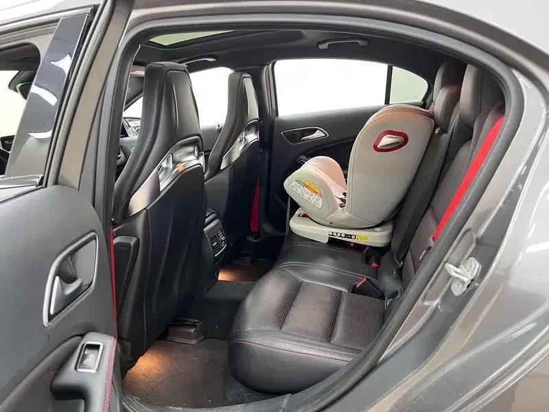 2016 Mercedes-Benz A-Class AMG (Imported) AMG A 45 4MATIC — миниатюра 29