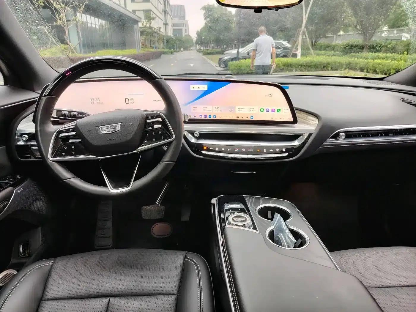iQ Ruige 2022 Rear-Wheel Drive Long-Range Luxury Edition — миниатюра 10